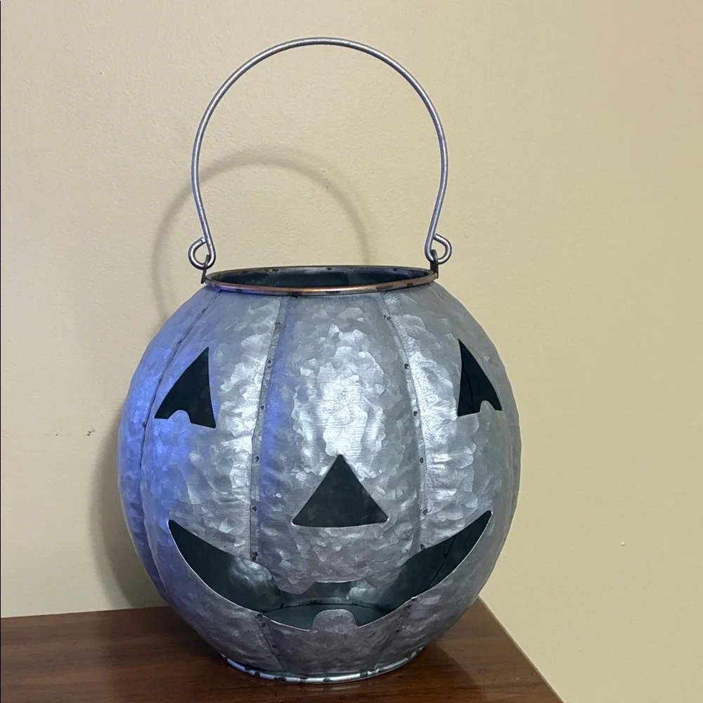 Ashland - Galvanize Jack-O-Lantern Luminaria - Picture 2 of 11
